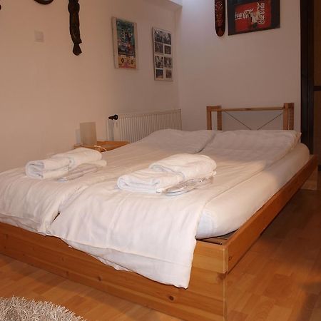 Attic Apartment City Center Praga Exterior foto