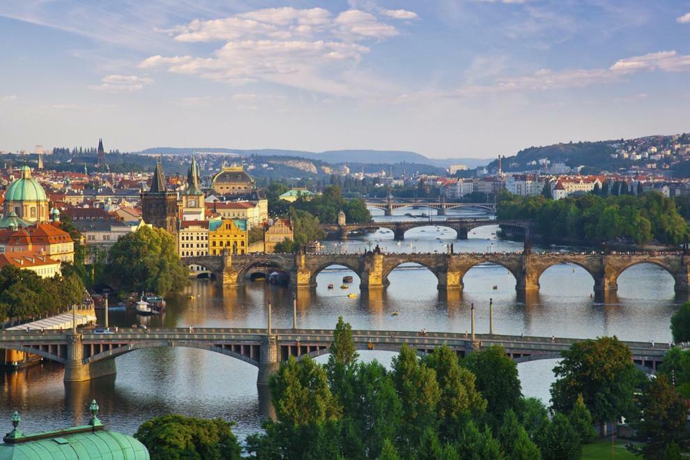 Attic Apartment City Center Praga Exterior foto